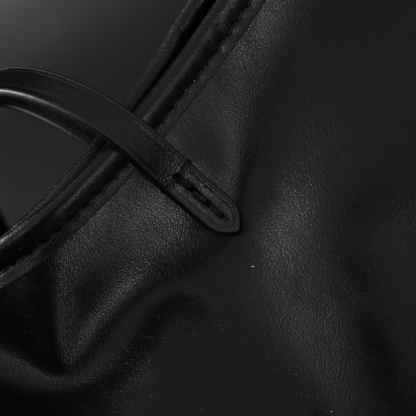 Louis Vuitton Graceful MM Black Monogram Hobo Bag